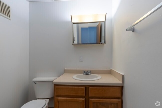 3BR, 1.5BA - 1,125SF - Half Bath
