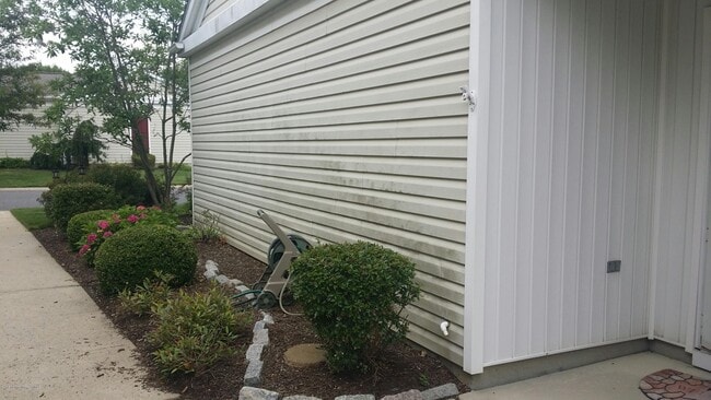 Photo - 388 Harrier Dr