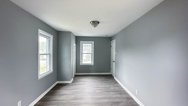 Photo - 338 Broad St