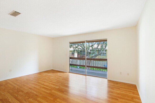 Photo - 3461 Clark Rd