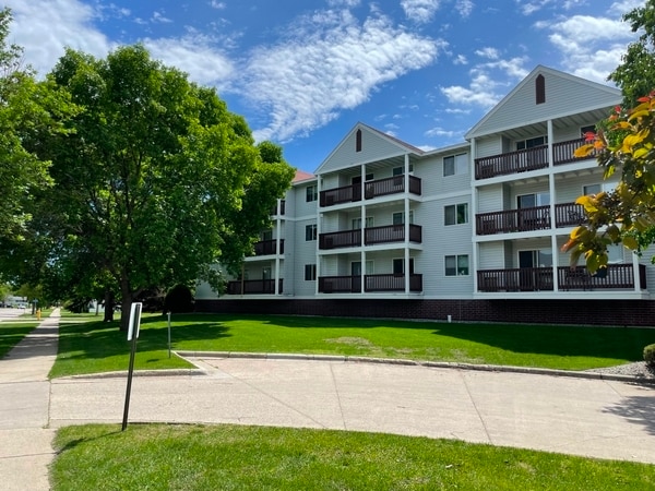 Kensington Place Apartments