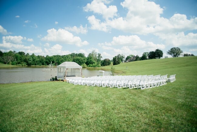 Photo - 7821 Bellevue Rd