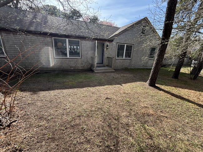 Photo - 10 Pine Grove Rd Unidad Apartment A