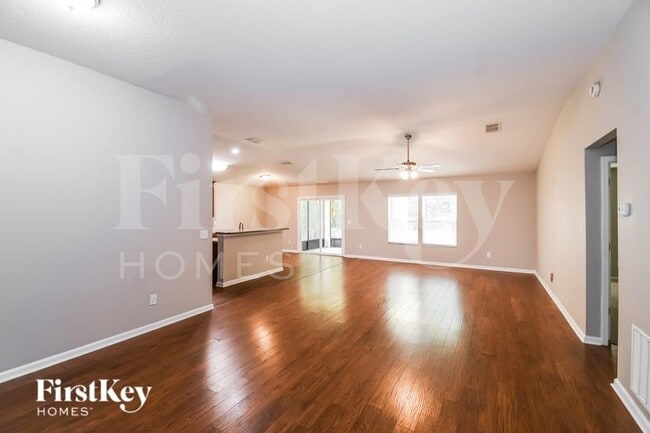 Photo - 10881 Dunnotar Rd