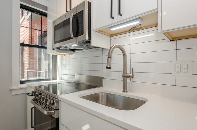 Photo - 7645 N Sheridan Rd Unit 409
