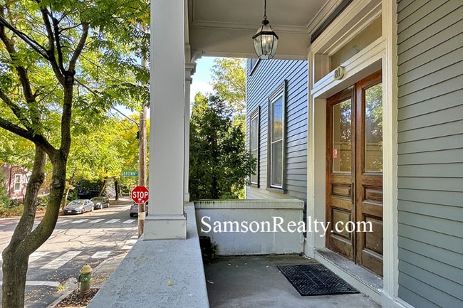 Photo - 81 Lloyd Ave Unidad 2B