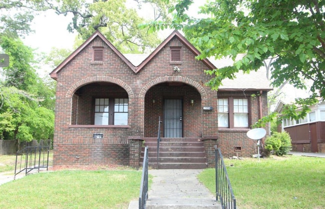 Building Photo - NOW AVAILABLE!!