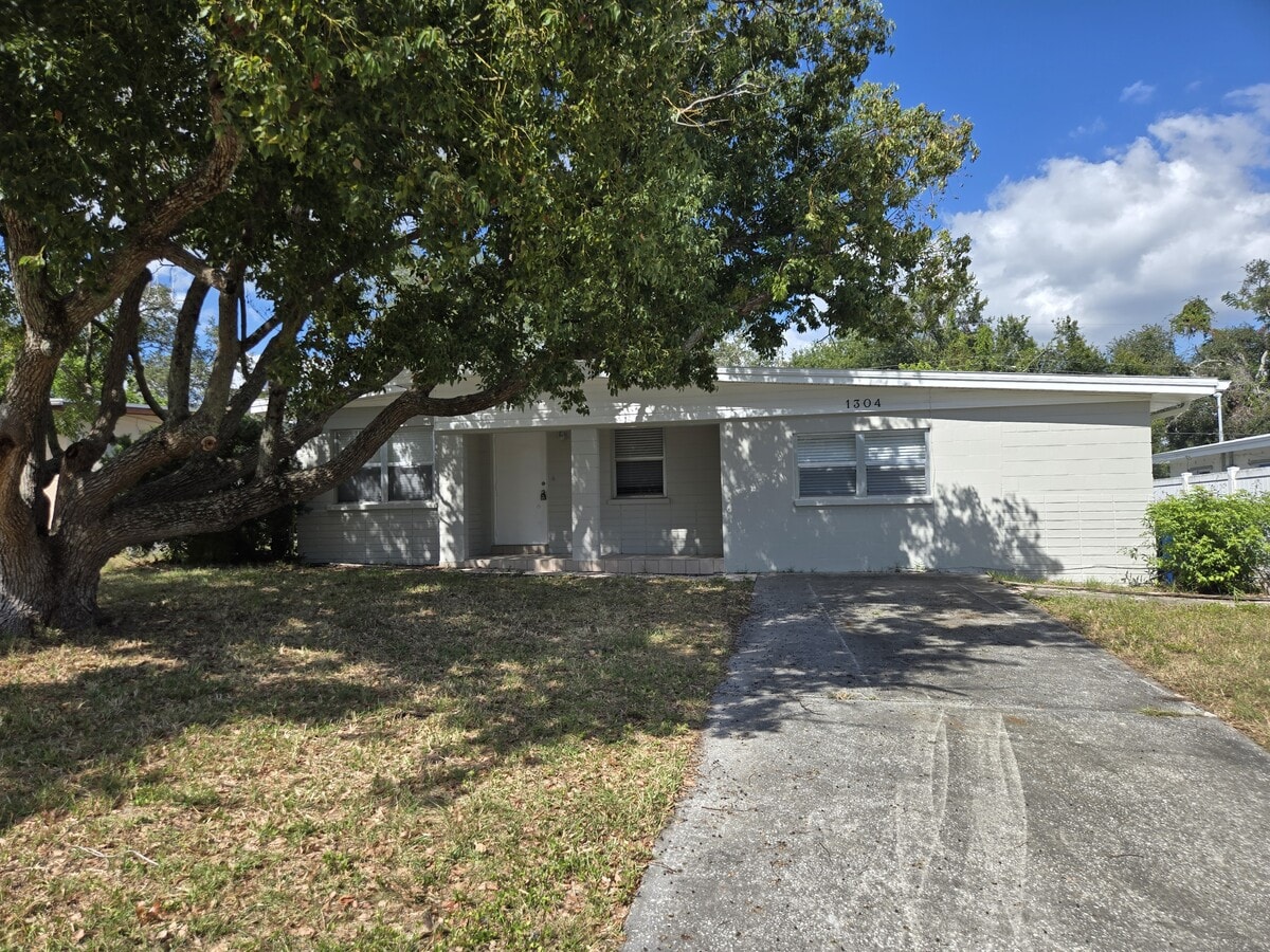 Photo - 1304 Tuscola St