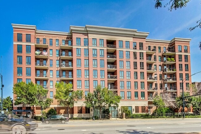 Building Photo - 343 W Old Town Ct Unit 604