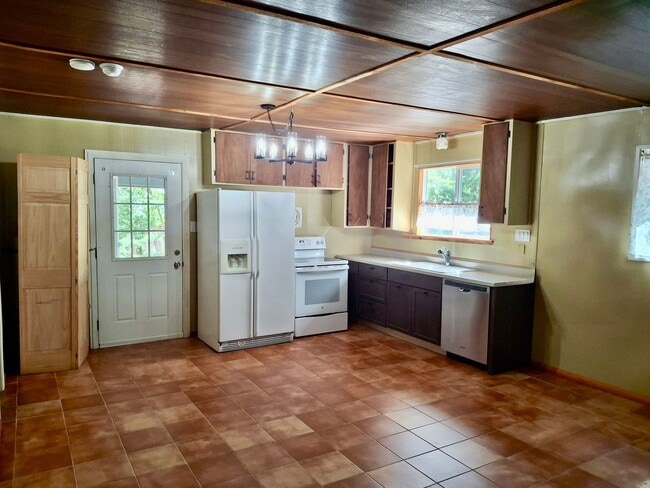 Photo - 1588 Quail Ln