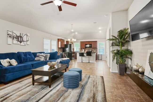 Photo - 7006 Whitlow Wonder Ln