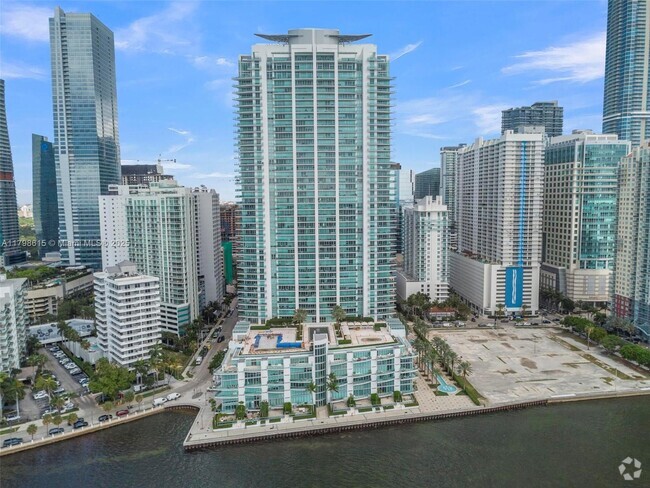 Building Photo - 1331 Brickell Bay Dr Unit 308 Rental