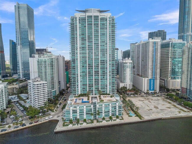 Photo - 1331 Brickell Bay Dr Unidad 308 Rental