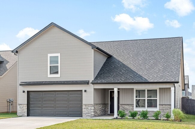 Photo - 3 Bedroom 3 Bath Home with Bonus Room For Rent!