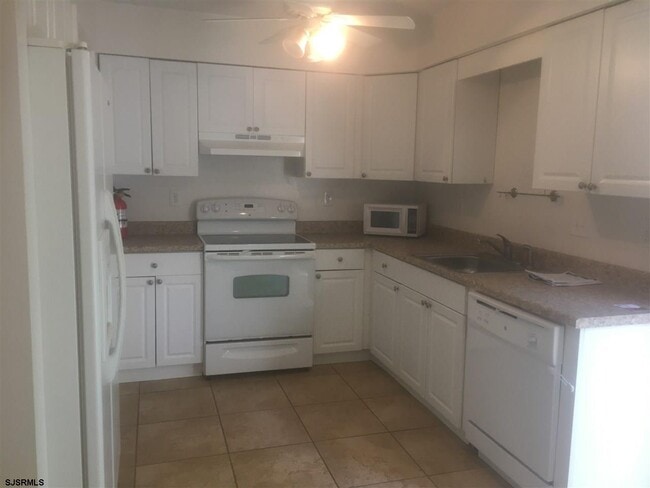 Photo - 15 Cambridge Townhouse Dr Unit 15