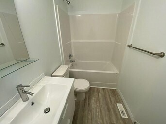 Photo - 11213-11251 51 St NW Unit 11213 - Main 2