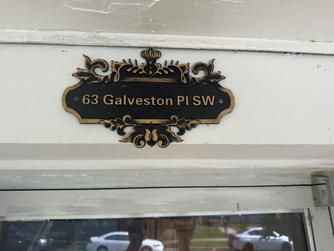 Photo - 63 Galveston Pl SW Unit 4