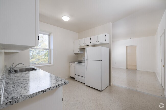 1BR, 1BA - 600SF - Kitchen and Living Room