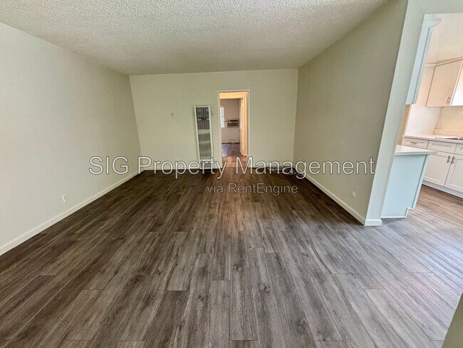 1126 E Doran St Unidad C