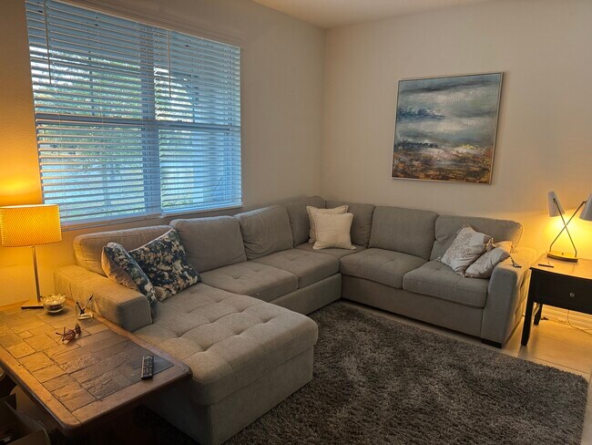 Photo - 1690 Coulter Ln