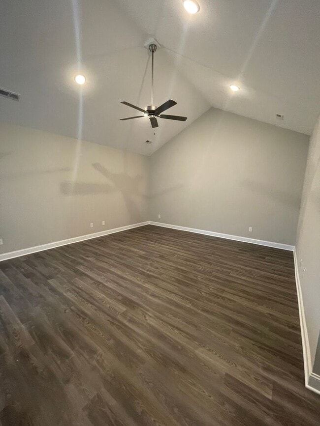 Photo - 2-Bedroom Townhome in Lenoir City