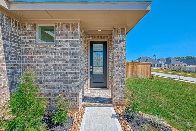 Photo - 1429 Northwood Blf Ln