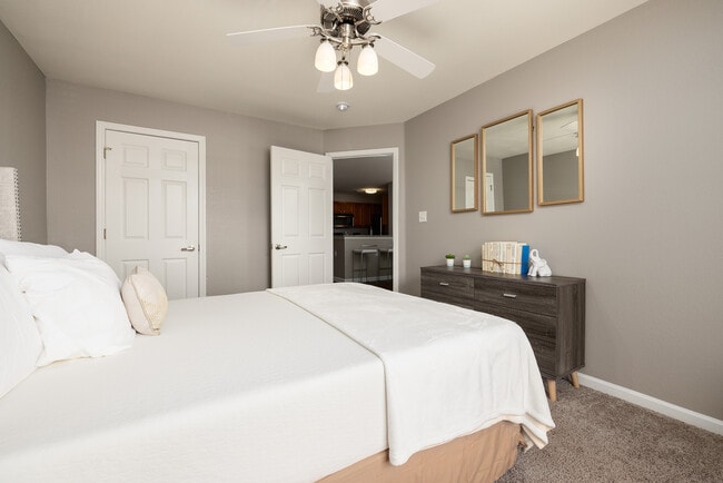 Photo - 73TwentyFive