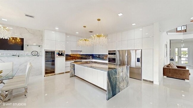 Building Photo - 8350 Royal County Down Rd