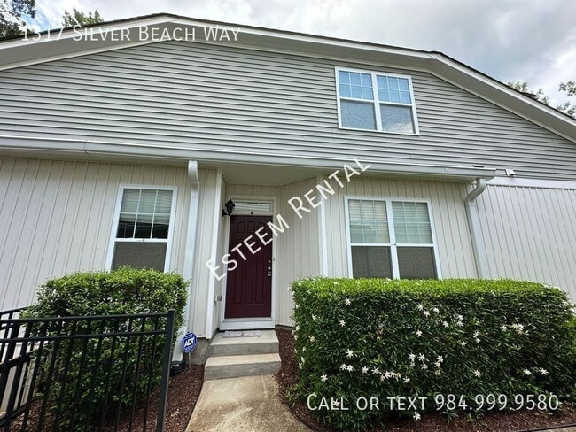 Building Photo - 1317 Silver Beach Way