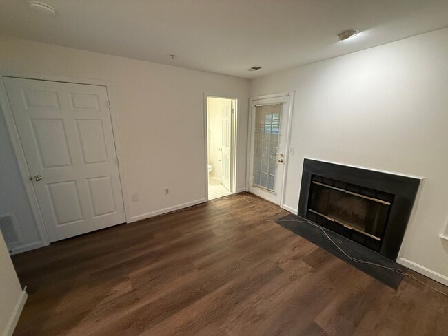 Photo - Beautiful 3 bed/3.5 Bath in ideal location!