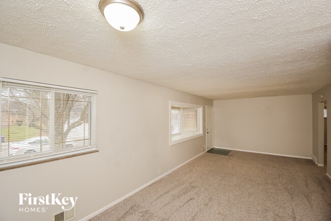 Photo - 5602 Culver St