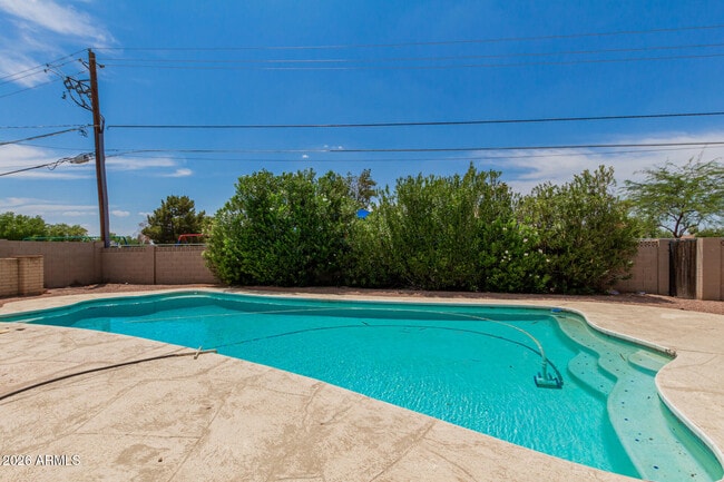 Photo - 3418 S Oak St