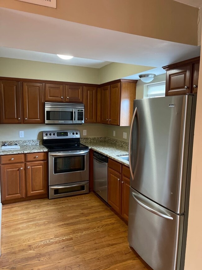 Photo - Two Bedroom Townhome in Green Hills