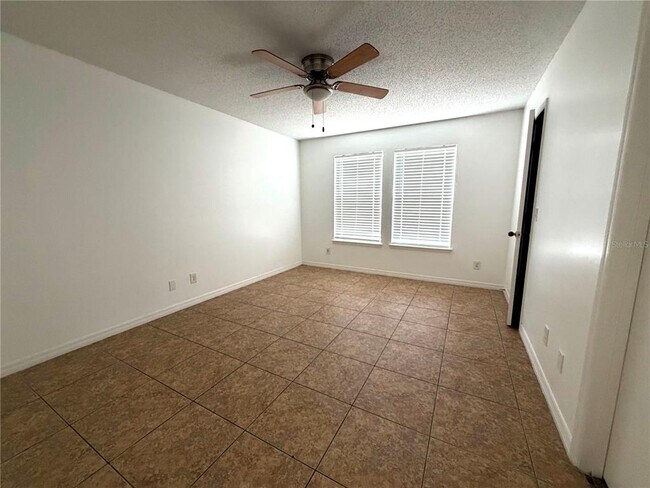 6016 Westgate Dr Unit 102
