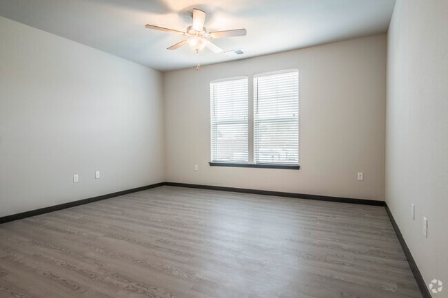 1BR, 1BA - 701SF