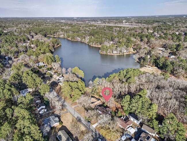 Building Photo - 5621 Pelham Rd