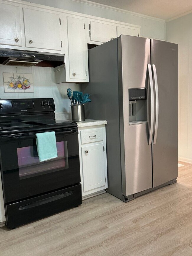 Photo - 3 BR/ 2 BA Close to Downtown Watkinsville ...