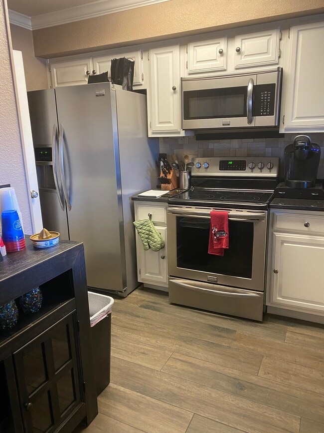 Photo - 509 Short Circuit