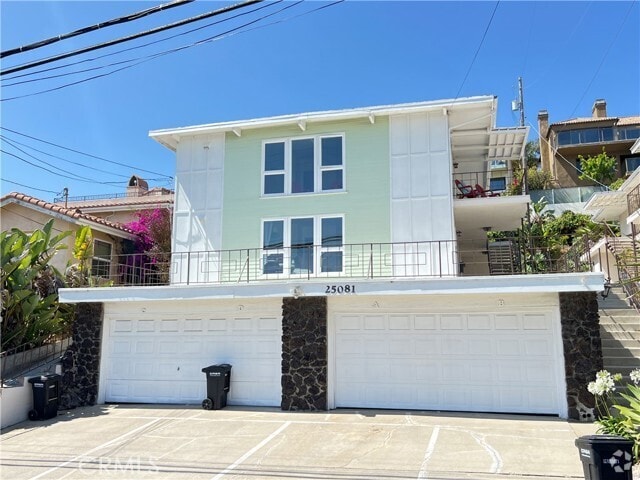 Building Photo - 25081 La Cresta Dr Unit B Rental