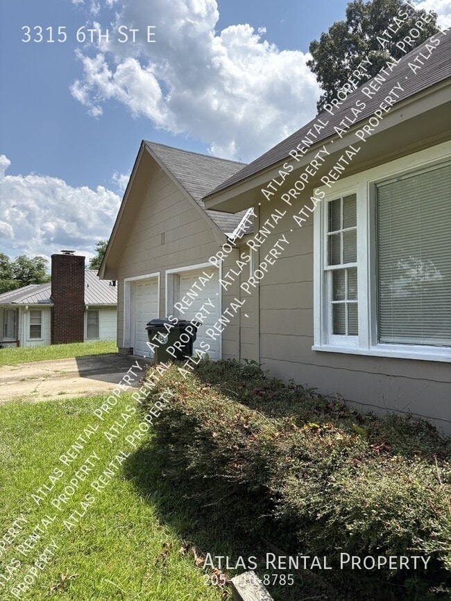 Photo - 3315 6th St E