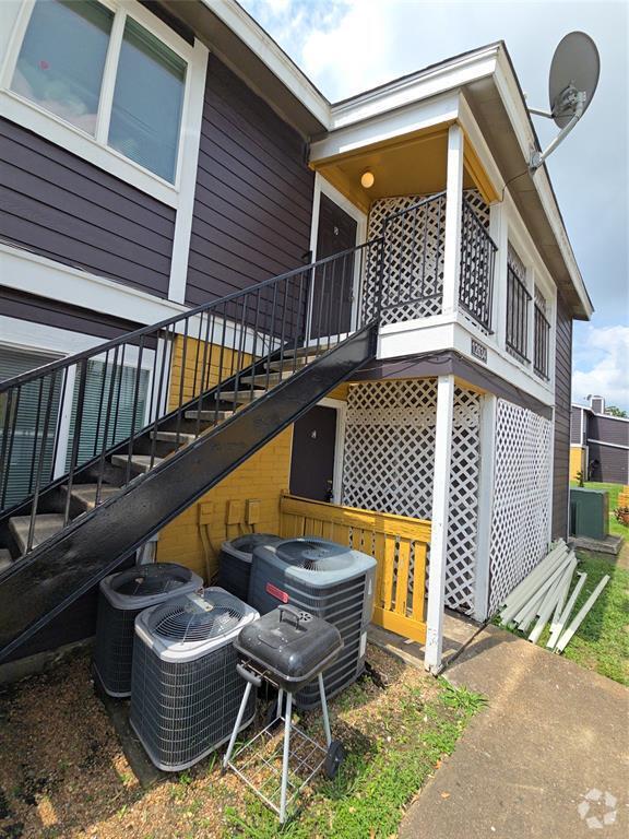 Building Photo - 12634 Ashford Meadow Dr Unit D Rental