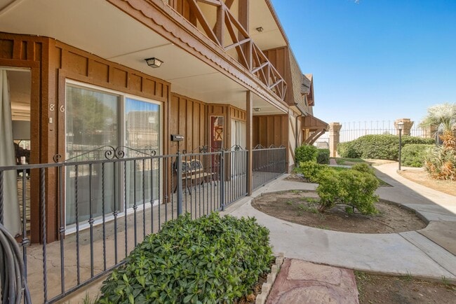 Photo - (Completely Furnished) Beautiful 1 bed/1 bath Apartment. With Pool in the premises. Unit 86