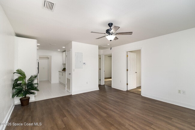 1230 Fern St