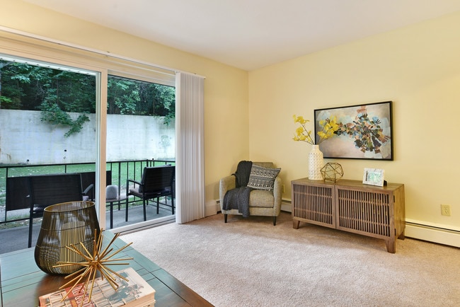 Photo - Euclid Apartments