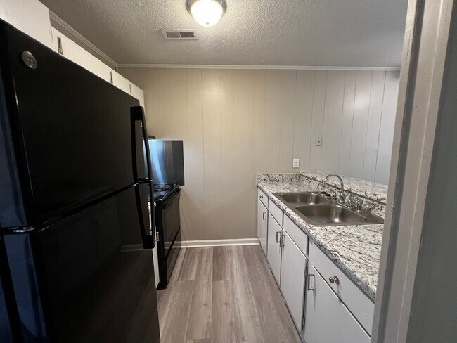 Photo - 5874-F Century Oaks Dr