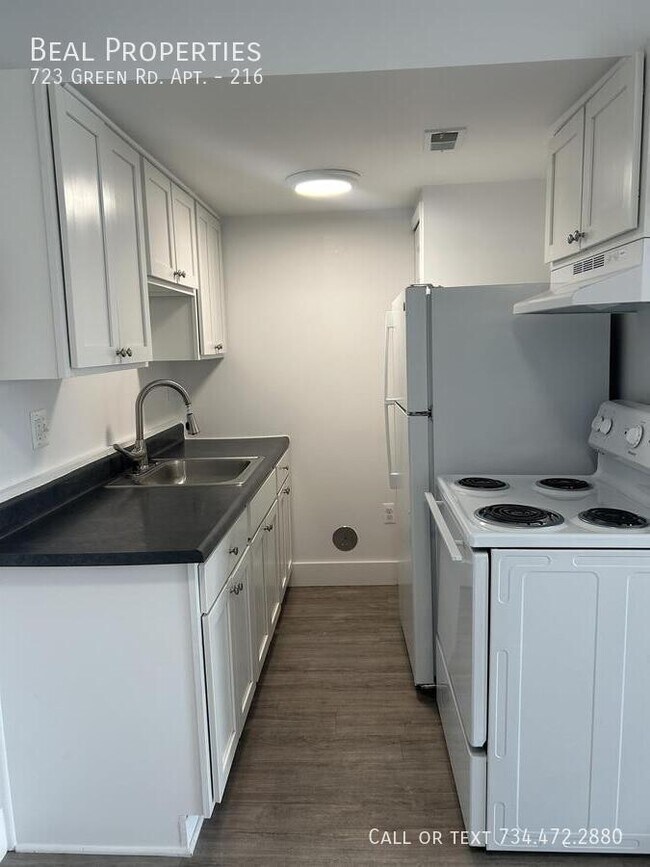 Photo - 723 Green Rd Unidad 216