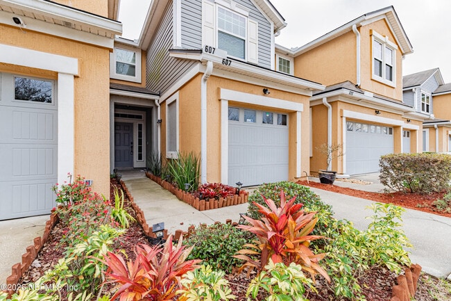 Photo - 607 Reese Ave