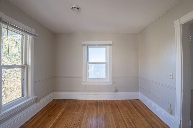 Photo - 751 Jenifer St Unit #4