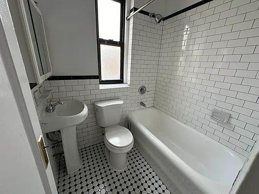 Photo - 2 bedroom in BRONX NY 10458 Unit 4D