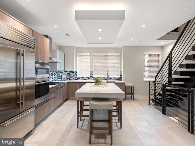 Photo - 432 Gaskill St